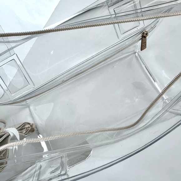 NWT BEIS The Stadium Tote I Crossbody I Top Handle Clear Sold Out - Picture 10 of 11